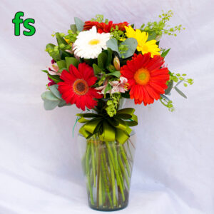 Gerberas en jarron de vidrio